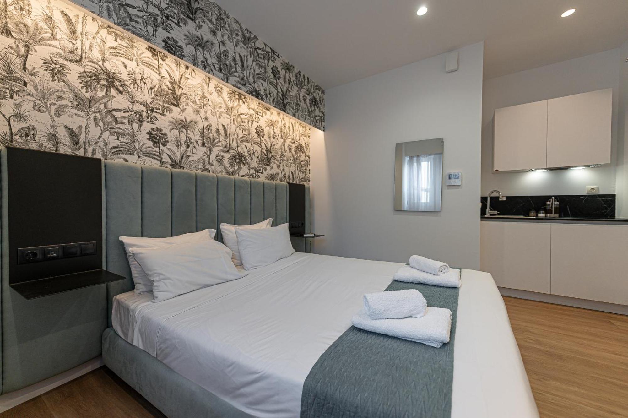 Kriel Suites By Liv Homes Athene Buitenkant foto